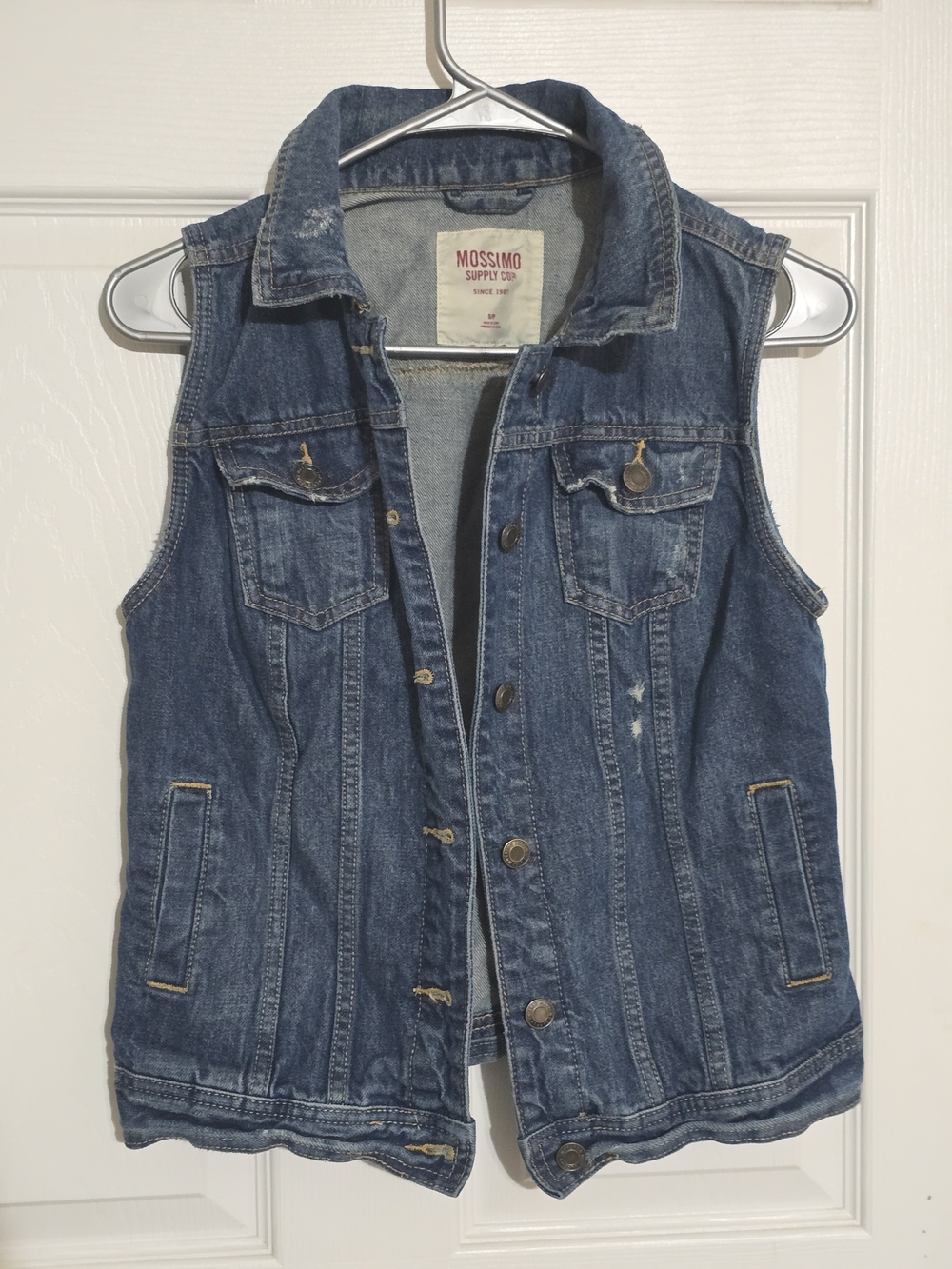 Mossimo Supply Co. Denim Sleeveless Jacket - Blue